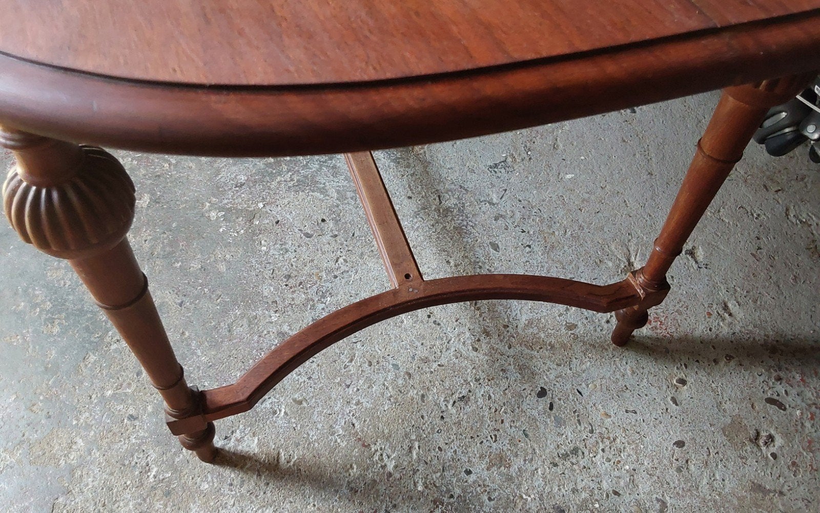 tafel jaren 1950 antiek mahonie., Ophalen