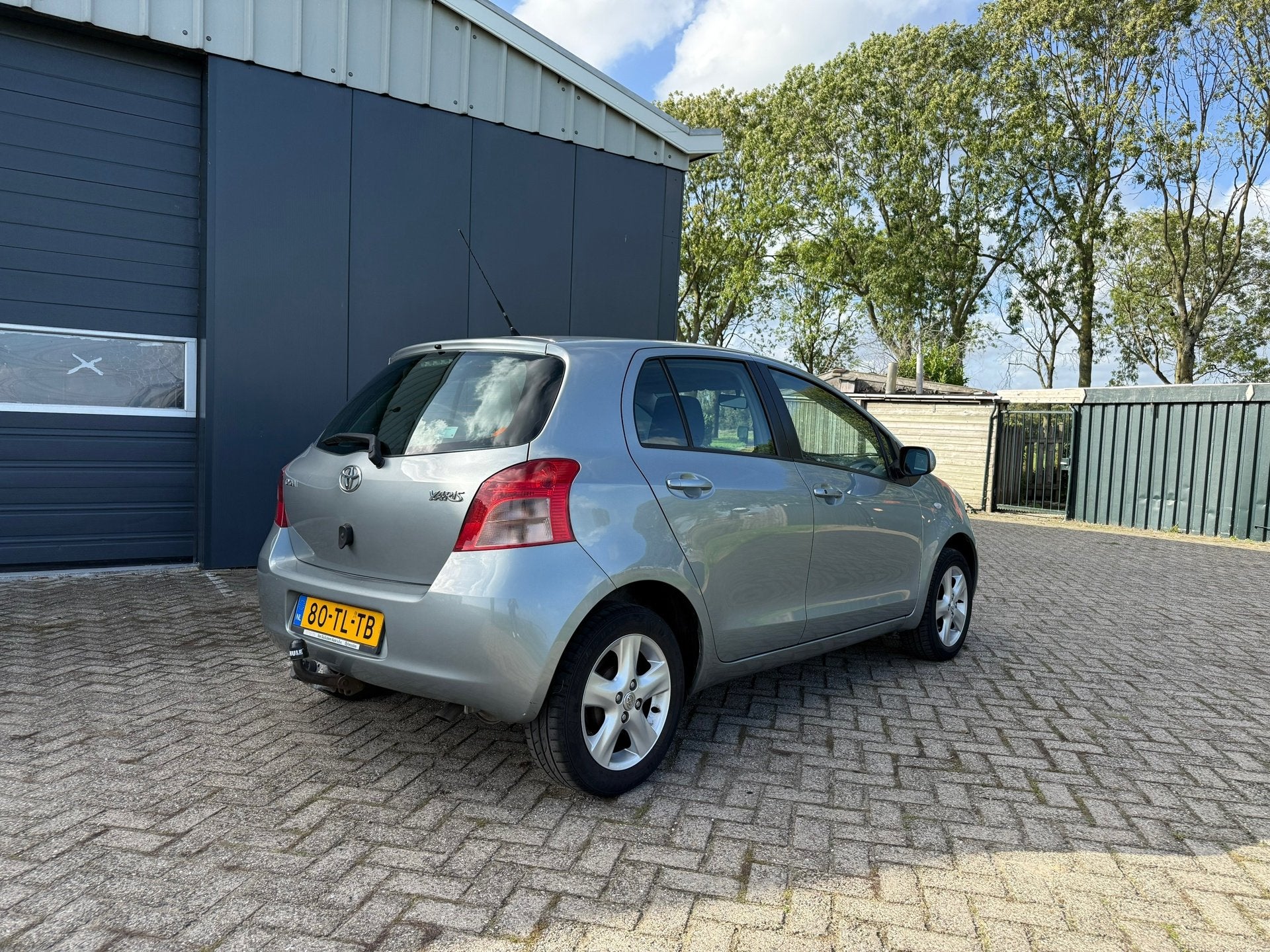 Toyota Yaris 1.3 VVTi Luna Keyless Entry&Go/2eEigenaar/AC, Auto's, Voorwielaandrijving, Dealer onderhouden, 4 cilinders, 995 kg