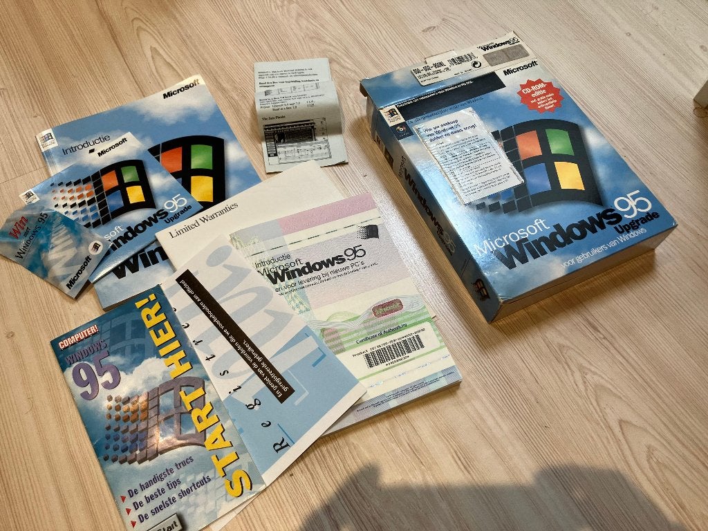 Windows 95 CD-ROM Nederlandstalig, Computers en Software, Besturingssoftware, Ophalen of Verzenden, Gebruikt, Windows