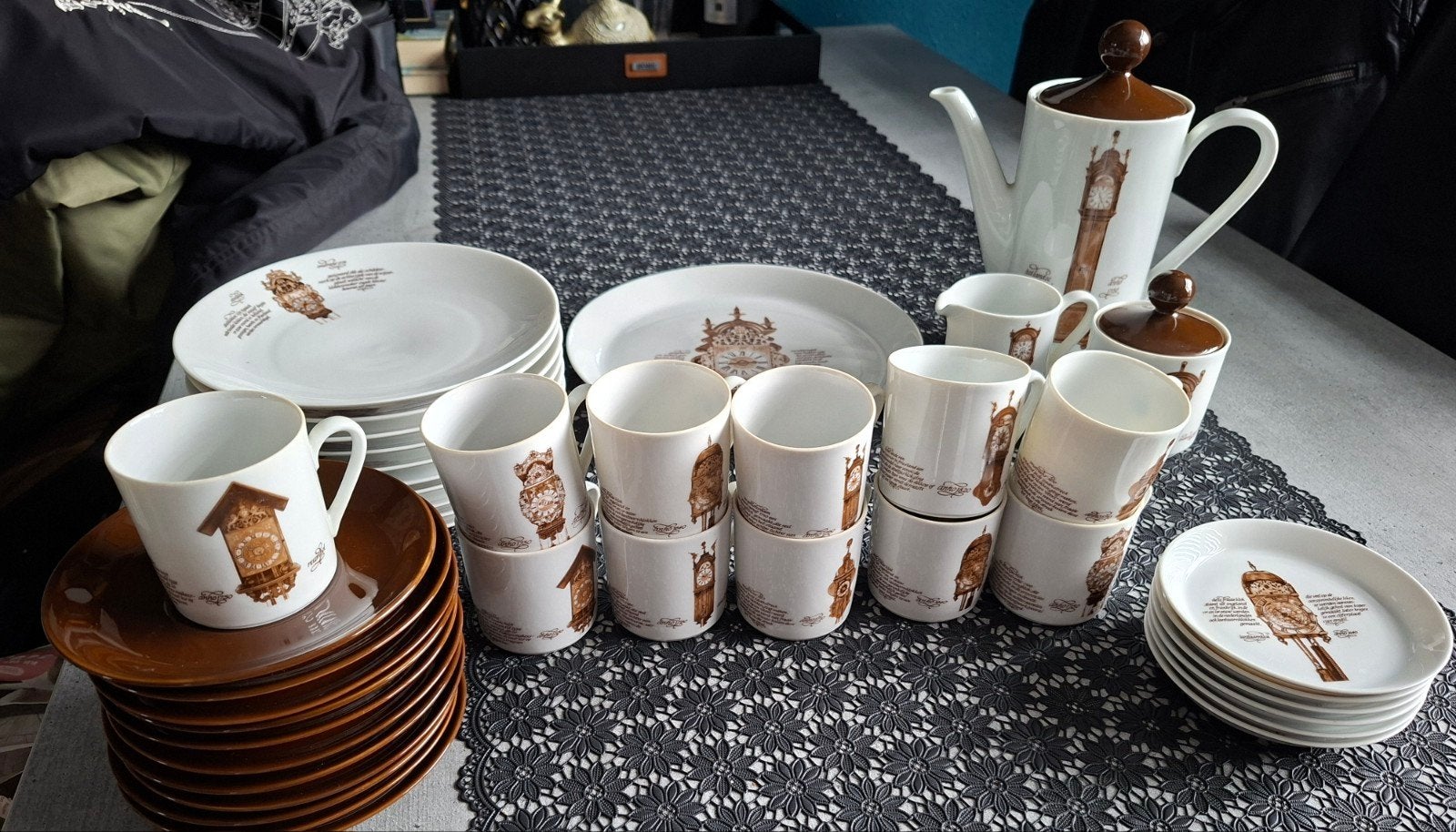 Complete set klokkenservies Nutroma jaren 70 Mitterteich, Ophalen