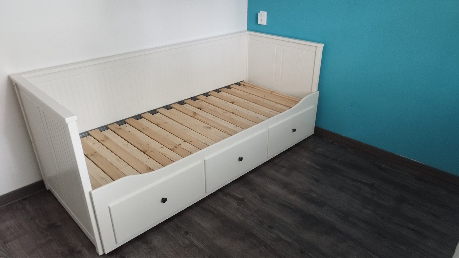 IKEA Hemnes bed, Huis en Inrichting, Slaapkamer | Slaapbanken, Ophalen, Zo goed als nieuw, Eenpersoons, 80 cm