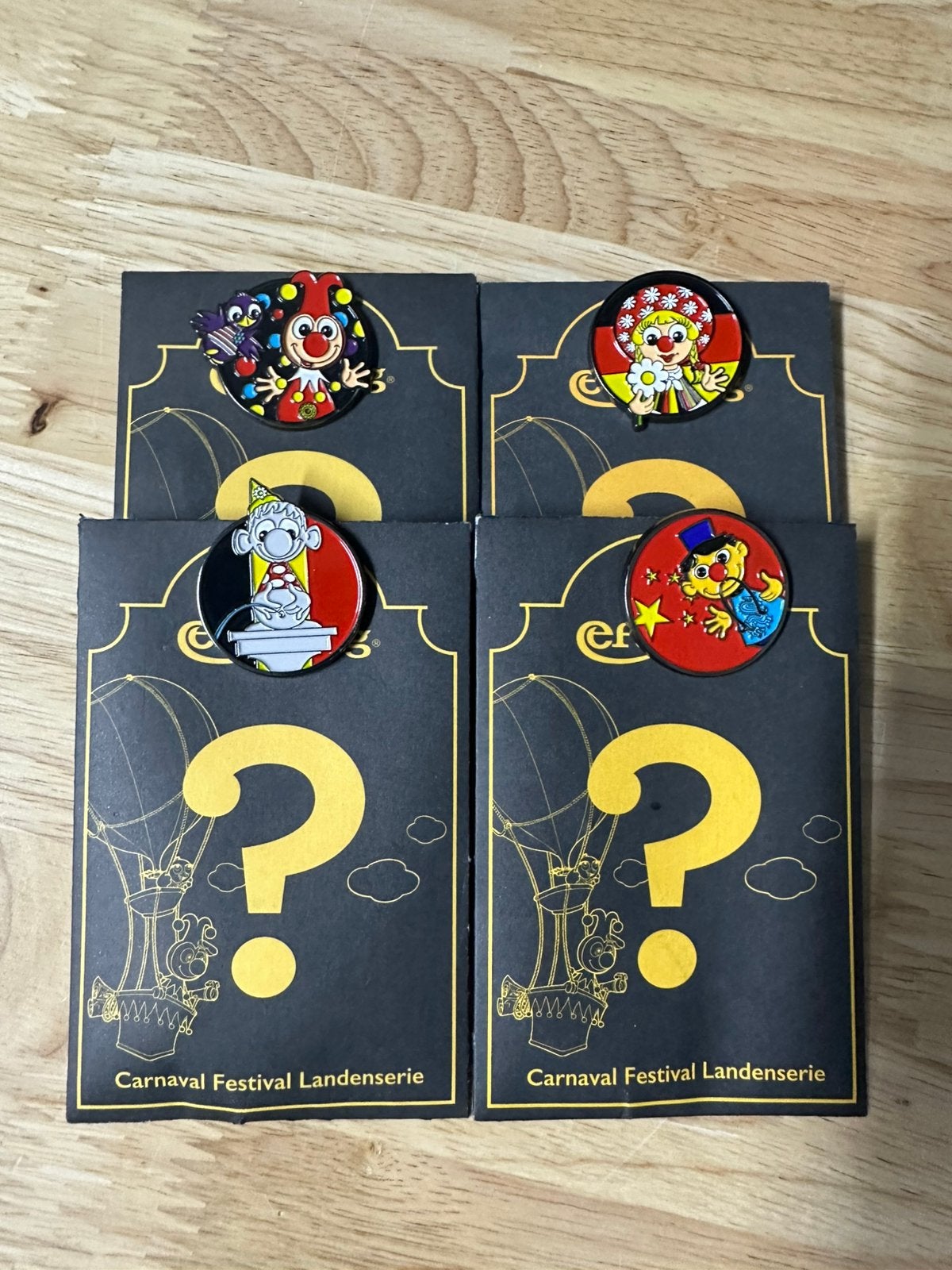 Efteling pins caranaval festival, Verzamelen, Ophalen of Verzenden, Zo goed als nieuw, Button of Speldje