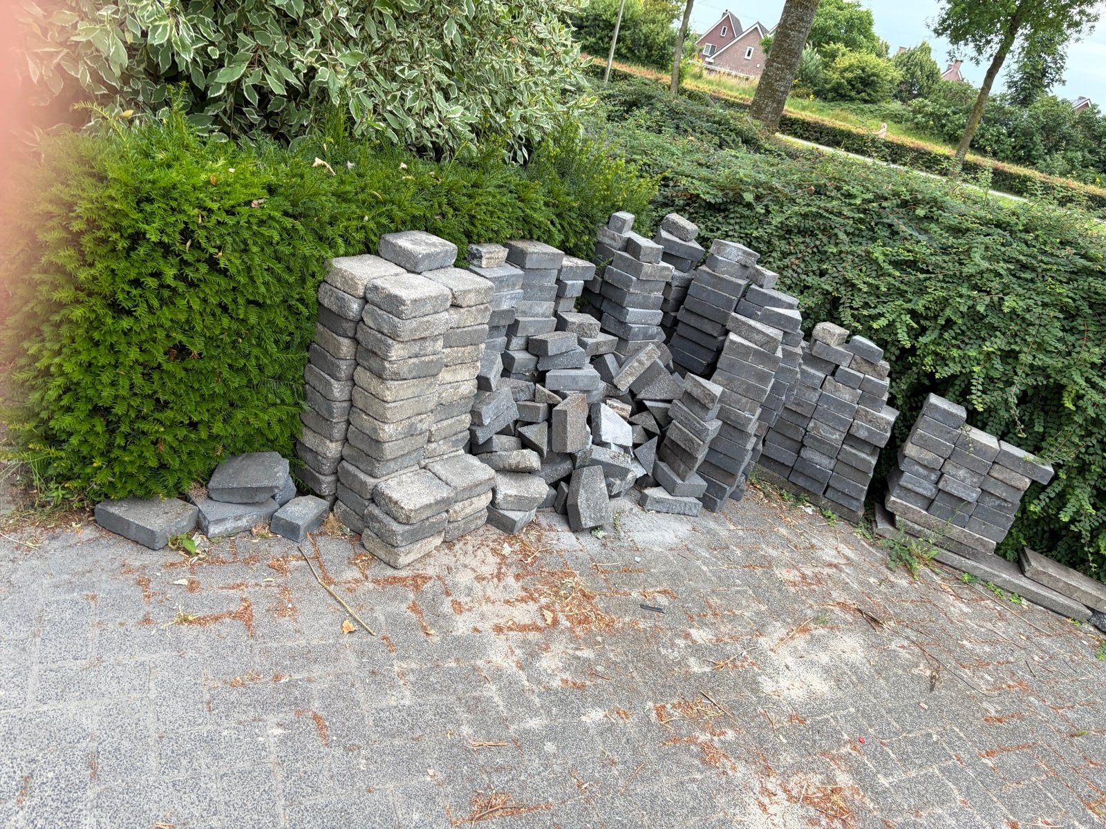 Gebruikte stenen / tegels voor tuin of oprit, Tuin en Terras, Grind, Keien en Split, Ophalen, Gebruikt, Grijs, Overige typen