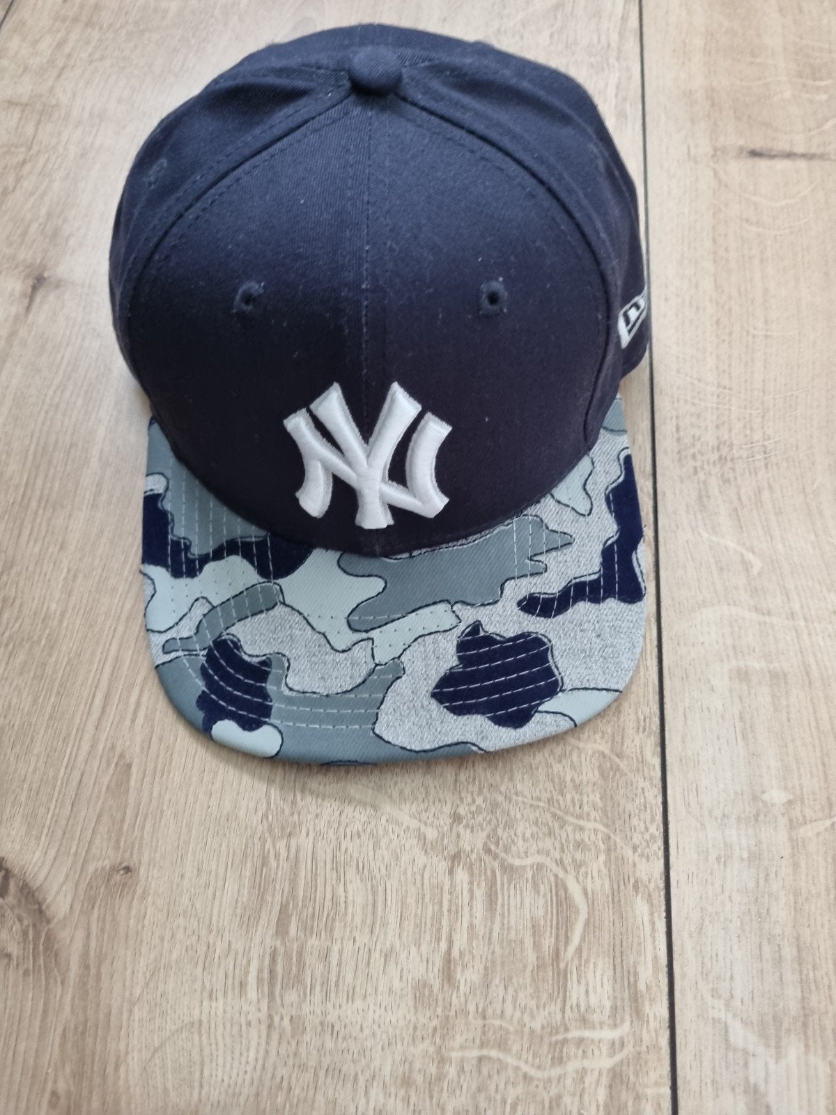 New Era NY Yankees Pet - Donkerblauw Camo Klep, Kleding | Heren, Hoeden en Petten, New Era, One size fits all, Ophalen of Verzenden
