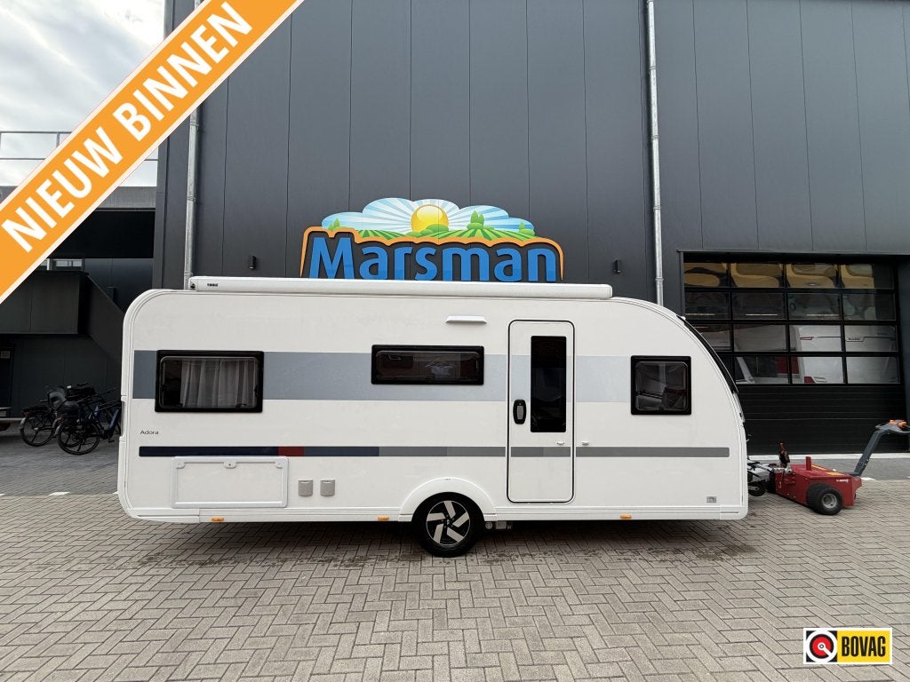 Adria Adora 542 UL Zeer compleet, Schokbreker, Rondzit, Adria, 6 tot 7 meter