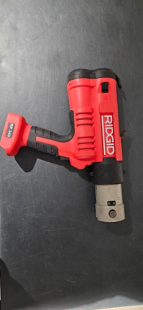 Gereviseerde Ridgid RP340 persmachine (Makita compatibel), Doe-het-zelf en Verbouw, Gereedschap | Overige machines, Ophalen of Verzenden