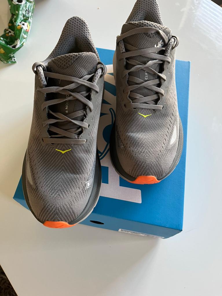 Hoka Clifton 9 GORE-TEX Hardloopschoenen (mt 42), Overige merken, Hardloopschoenen, Ophalen of Verzenden, Zo goed als nieuw
