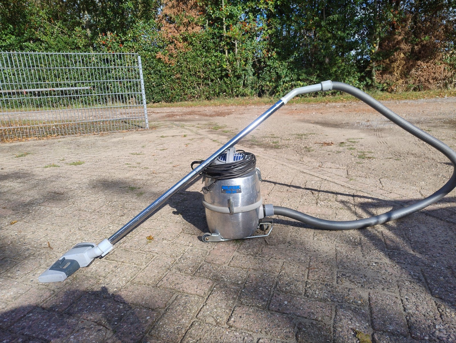 Nilfisk GM 80 Industriële Stofzuiger met 2 pakken zakken, Witgoed en Apparatuur, Stofzuigers, Ophalen of Verzenden