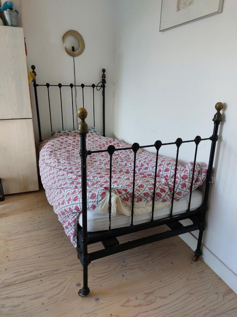 Antiek ijzeren bedframe 190x90 cm zonder matras/lattenbodem, Ophalen