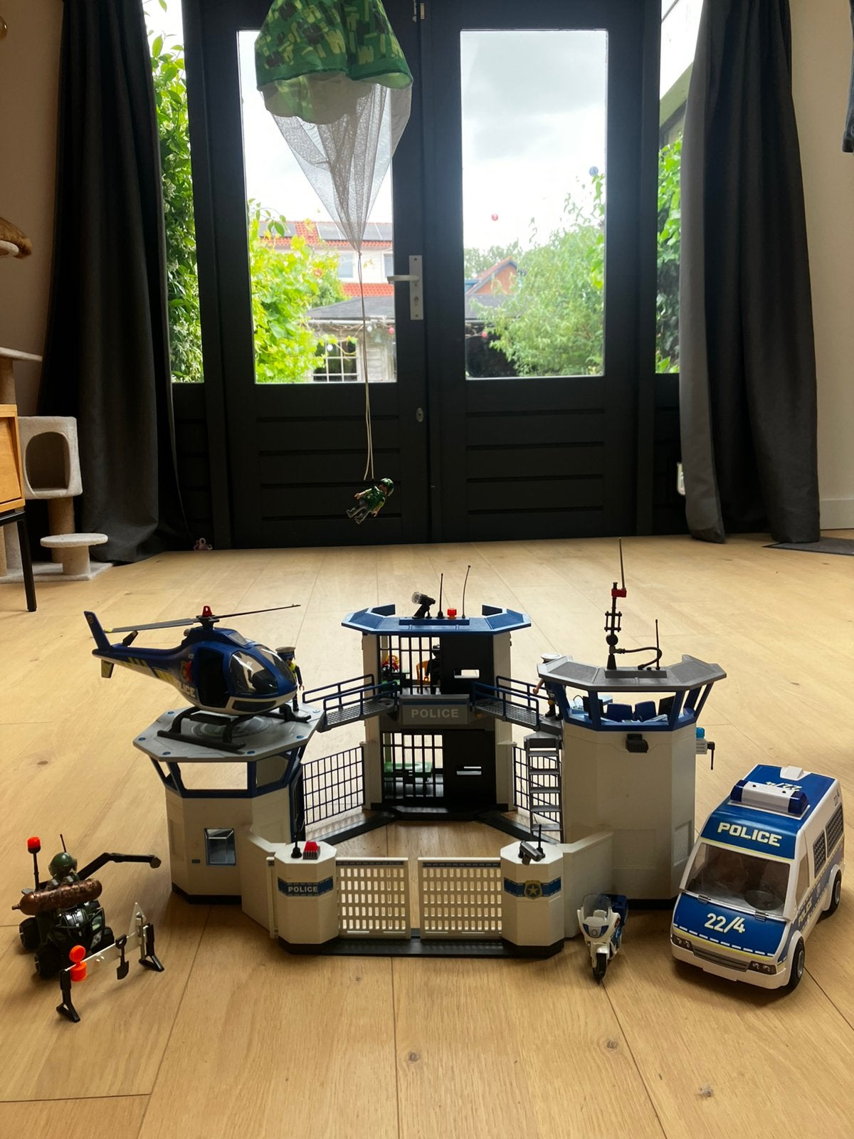 Playmobil politiebureau + extra’s, Ophalen, Zo goed als nieuw