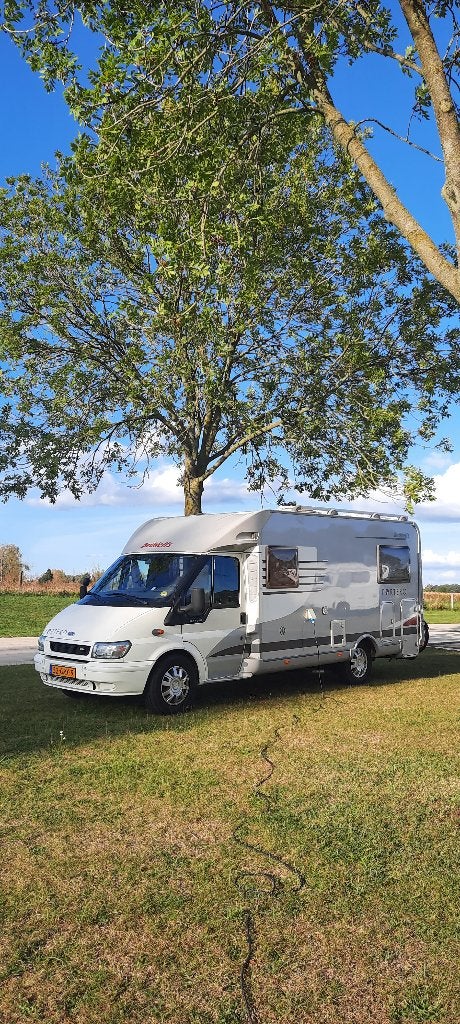 Te koop DETHLEFFS Camper, Chemisch toilet, Standaard zit, Ringverwarming, Ford
