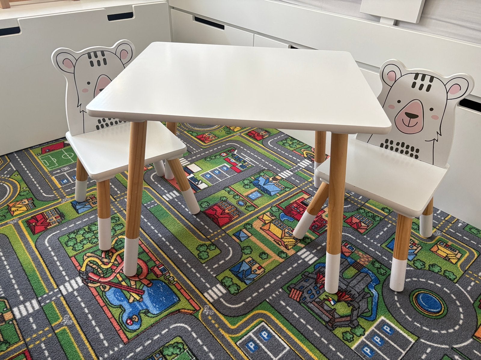 Kindertafel met 2 stoeljes, Kinderen en Baby's, Kinderkamer | Tafels en Stoelen, Ophalen, Zo goed als nieuw, Tafel(s)