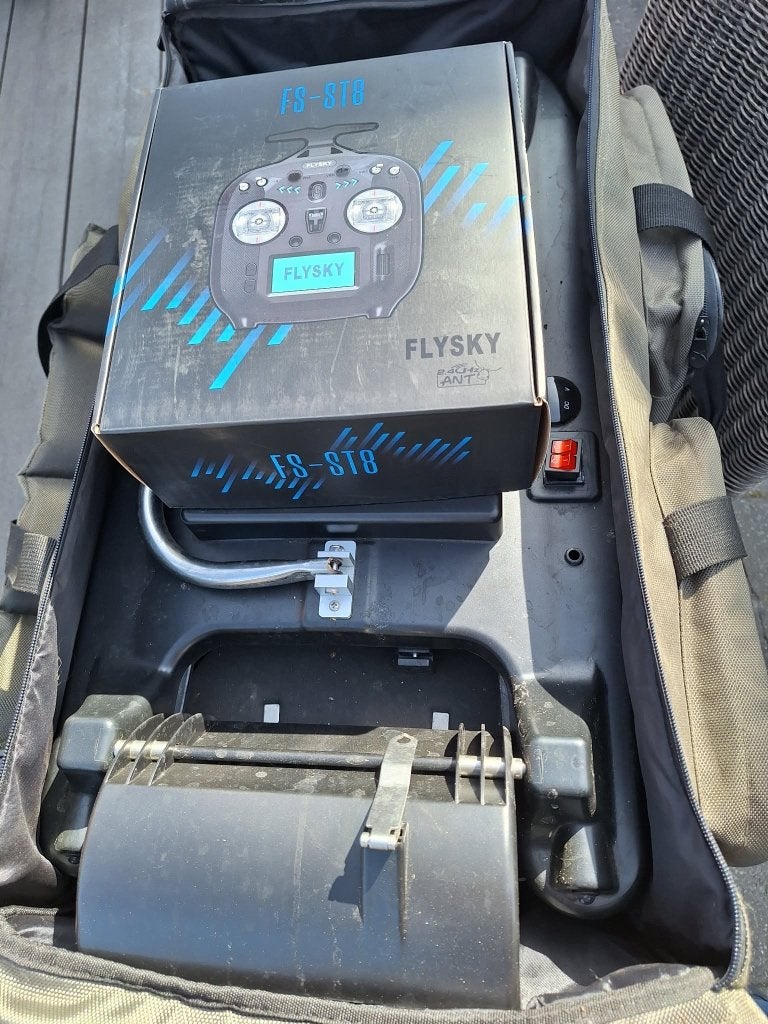 Voerboot met nieuwe Flysky afstandsbediening, Ophalen of Verzenden, Gebruikt, Overige typen