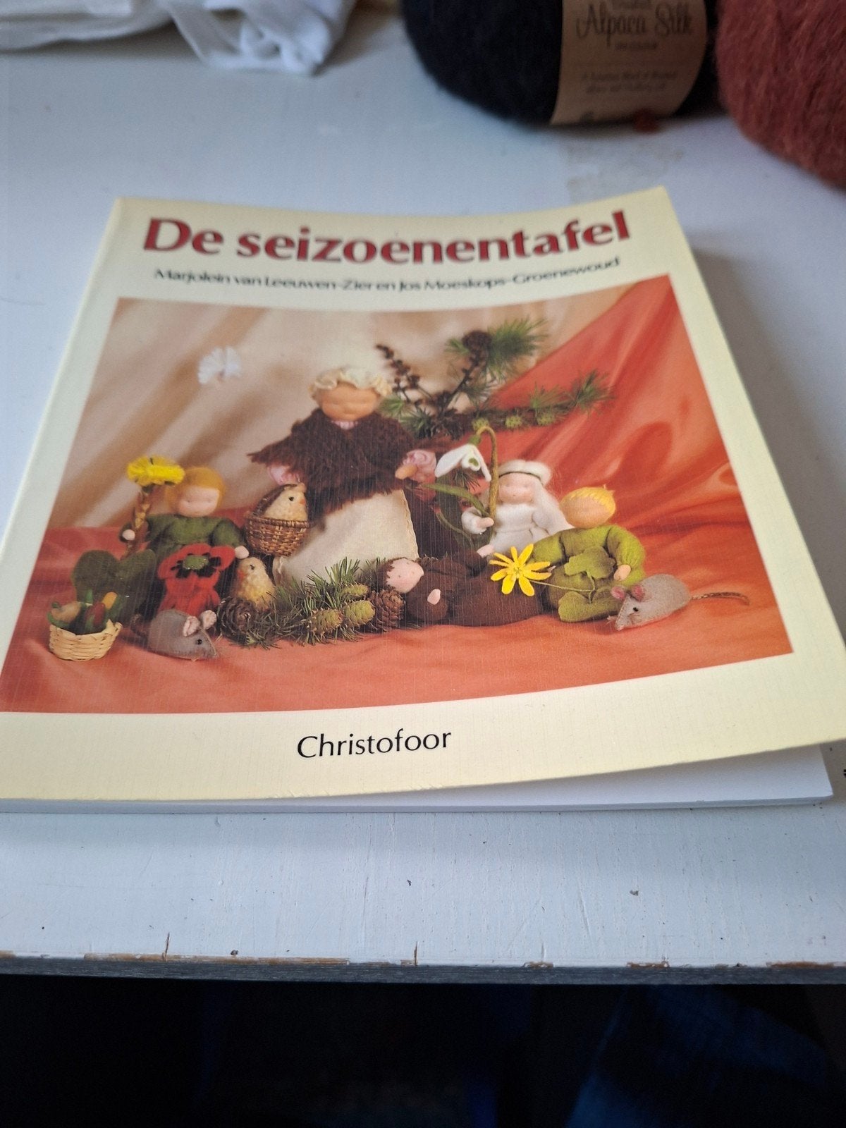 de seizoentafel, Hobby en Vrije tijd, Verzenden, Zo goed als nieuw, Figuurtje(s)