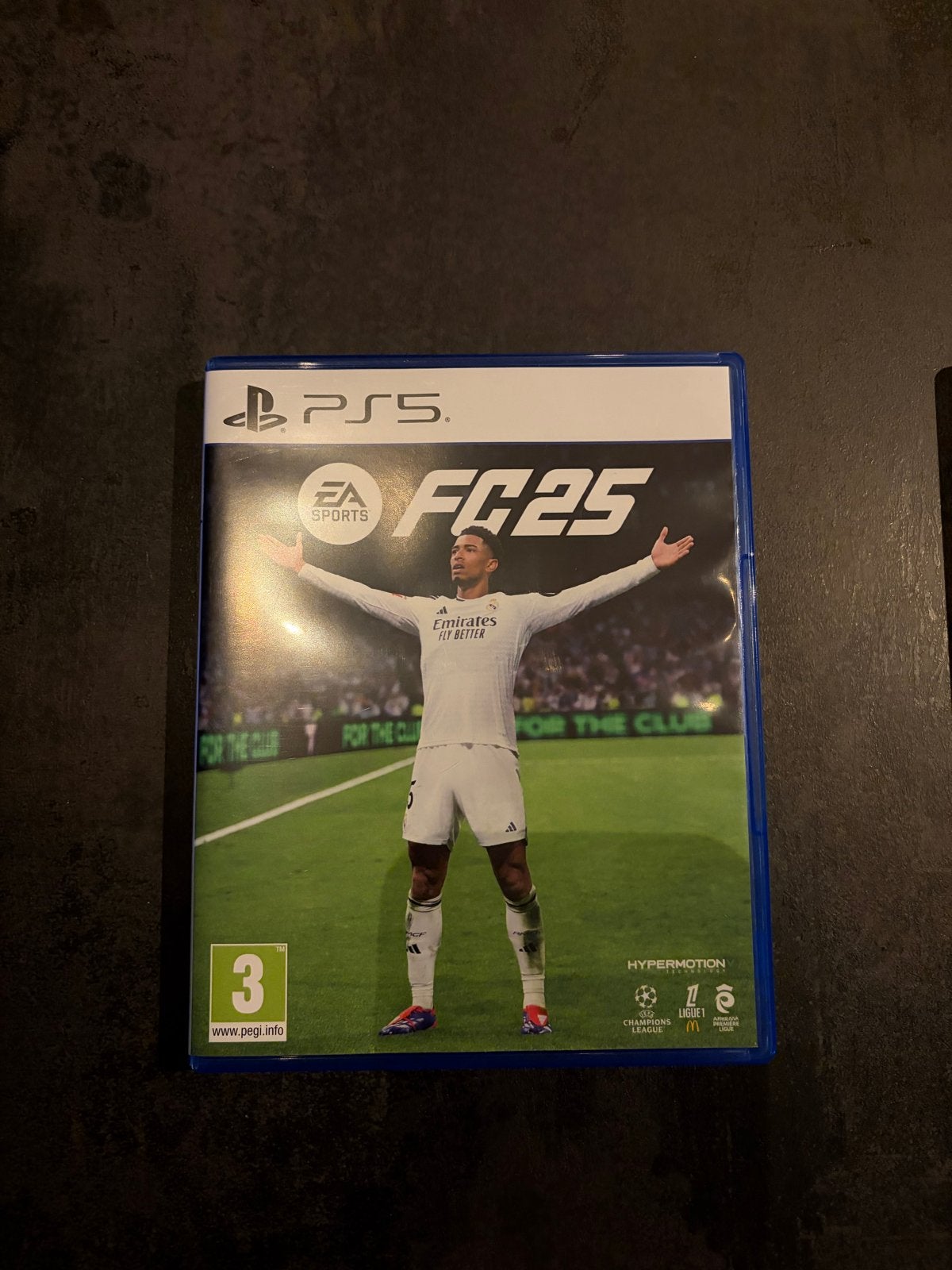 EA Sports FC 25 PS5 - Zo goed als nieuw, 2 spelers, Eén computer, Ophalen of Verzenden, Zo goed als nieuw
