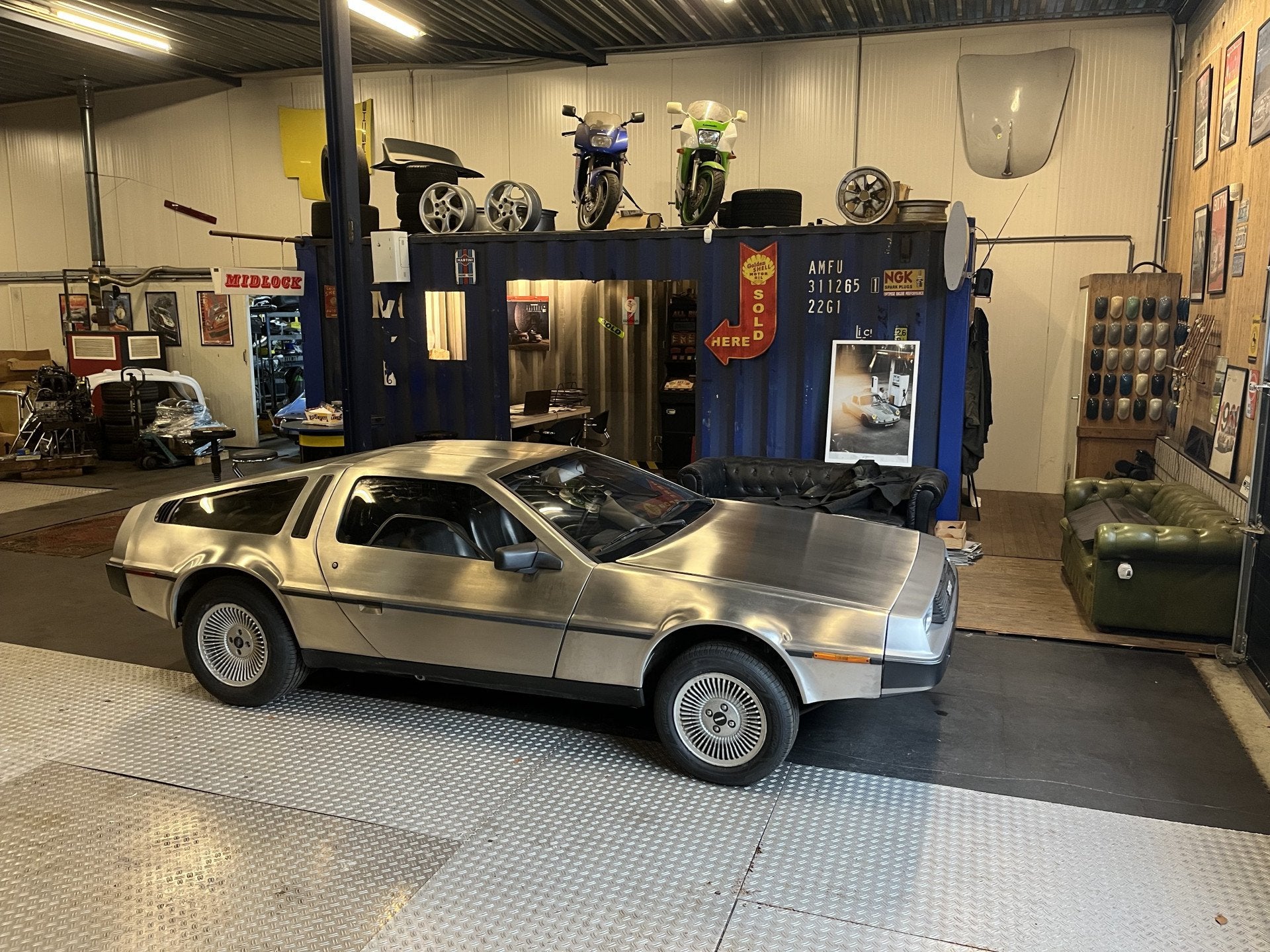 DMC DeLorean (bj 1981, automaat), foto 2