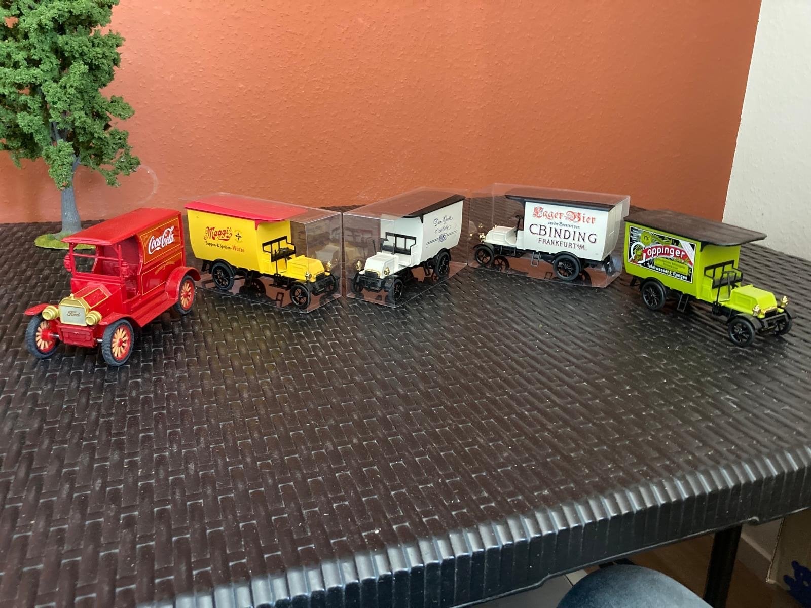Set van 5 Marklin modelvrachtwagens - diverse merken, 1:50 of kleiner, Zo goed als nieuw, Truck, Ophalen