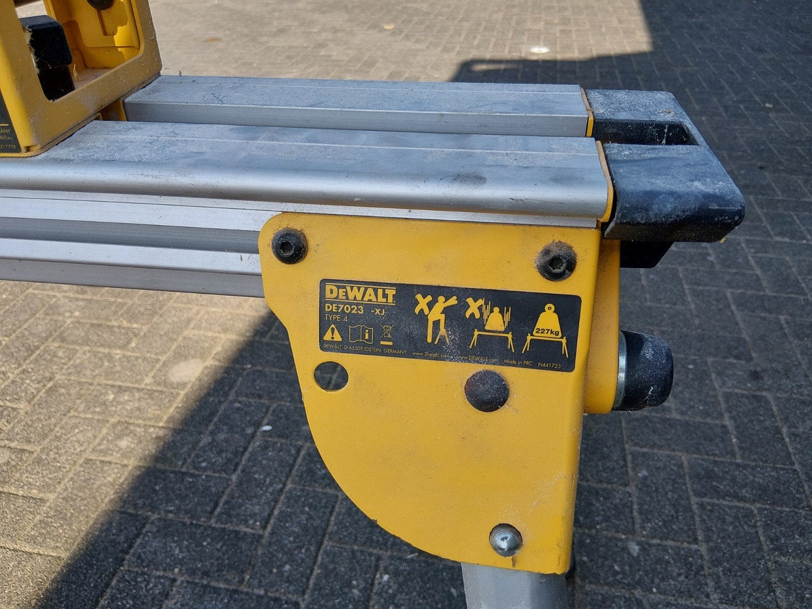 Foto 4 van dewalt zaagstandaard dw 7023
