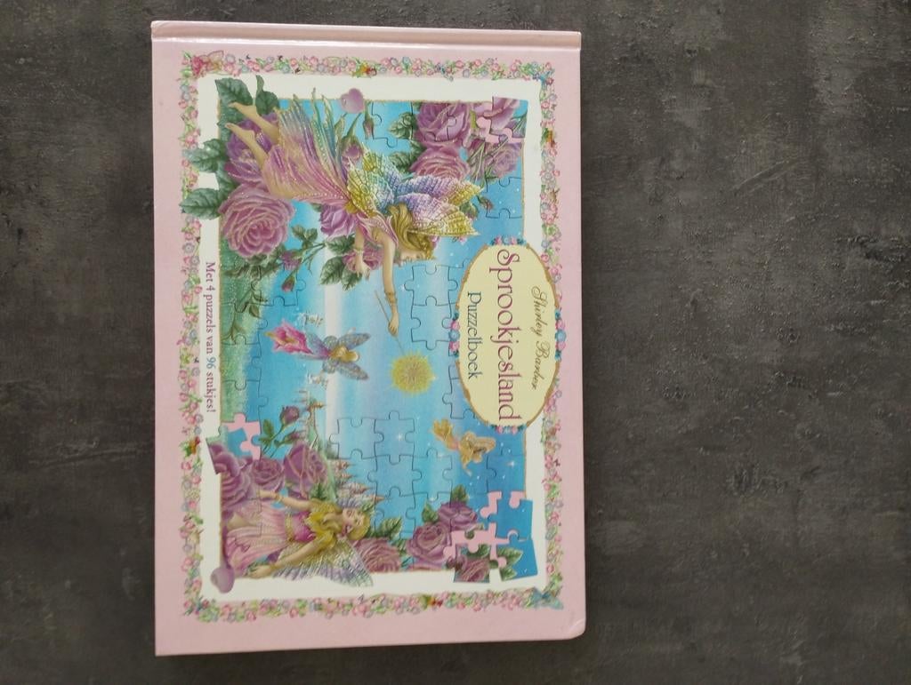 Sprookjesland. Puzzelboek van Shirley Barber, Ophalen of Verzenden, Zo goed als nieuw