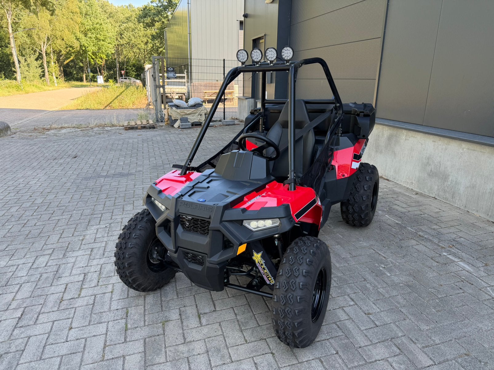 Polaris RZR 150 buggy