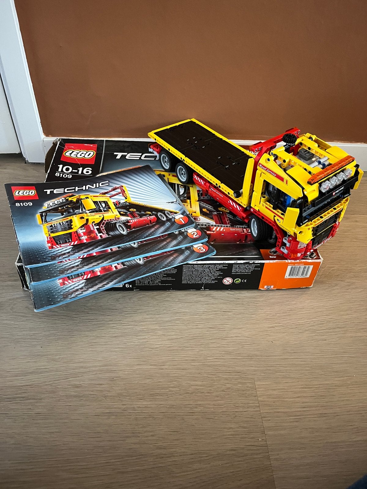 Lego Technic 8109 Flatbed Vrachtwagen met Instructies, Ophalen of Verzenden, Gebruikt