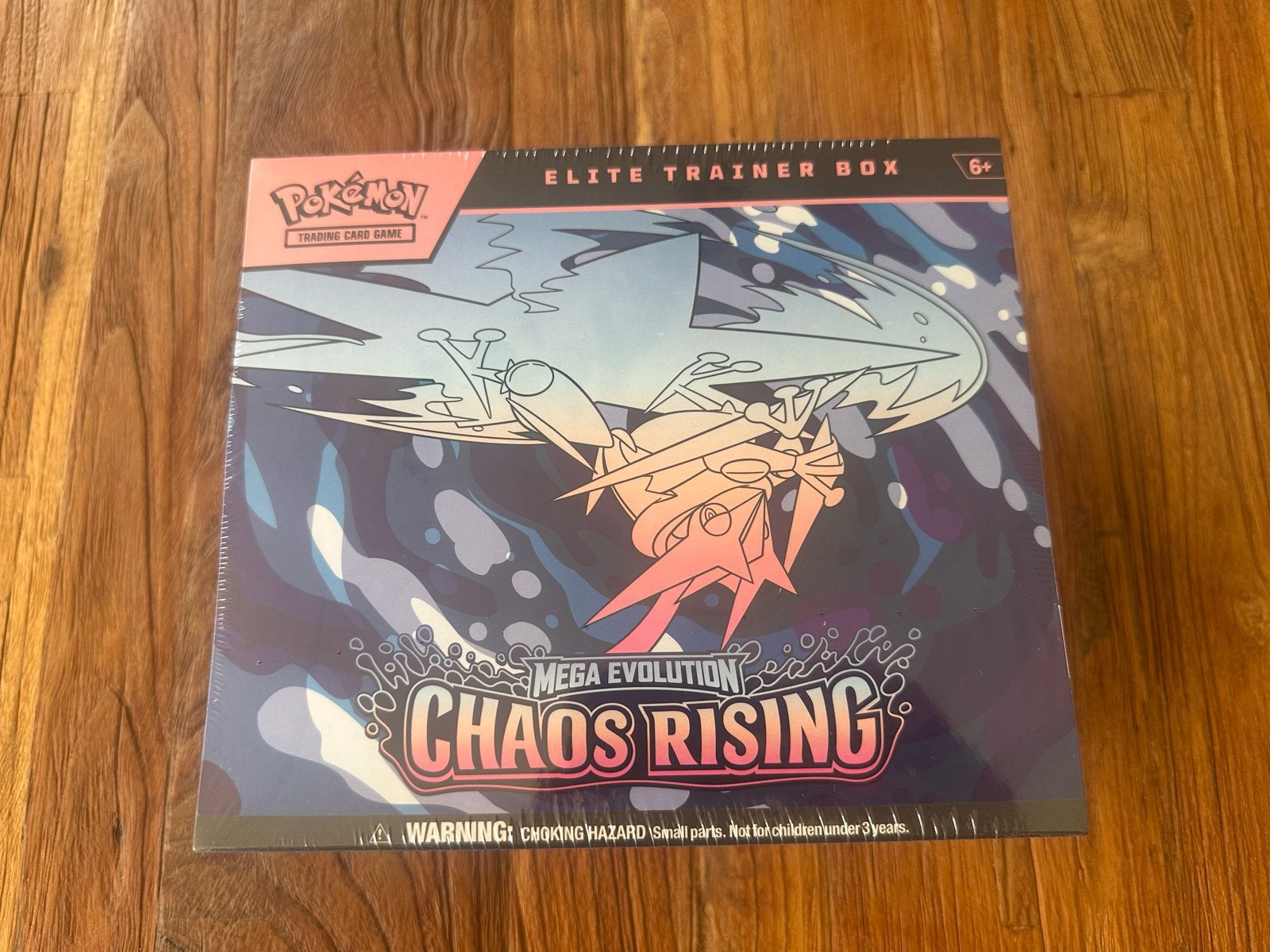 NIEUW & SEALED EN Chaos Rising ETB Pokémon Elite Trainer Box, Hobby en Vrije tijd, Ophalen of Verzenden, Nieuw, Overige typen