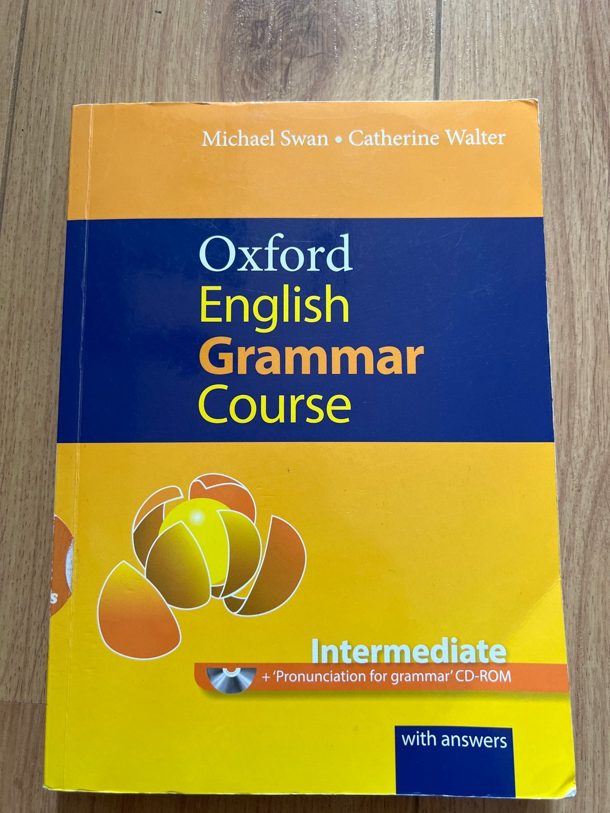 Oxford English Grammar Course Intermediate + CD-ROM, Ophalen of Verzenden, Zo goed als nieuw, Non-fictie