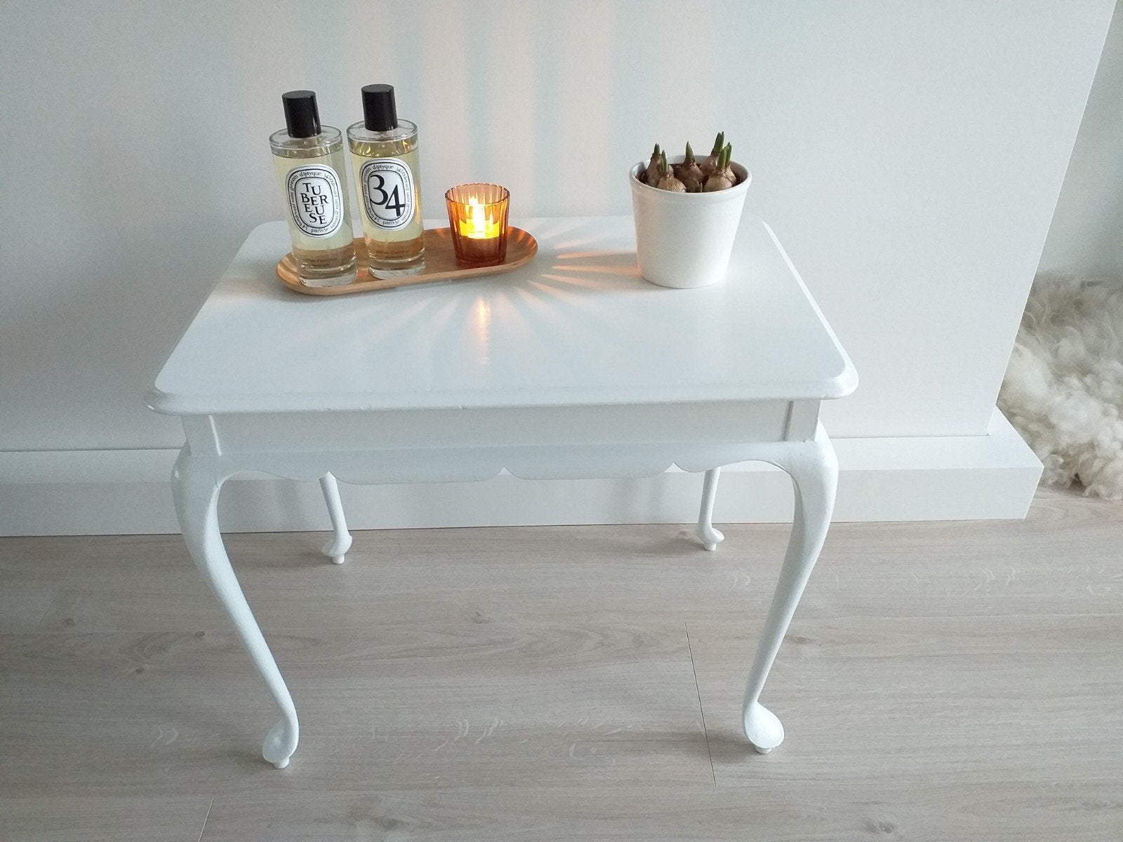 Prachtig Queen Anne tafeltje in brocante style voor €24,99, 45 tot 60 cm, Minder dan 55 cm, Ophalen of Verzenden, Rechthoekig