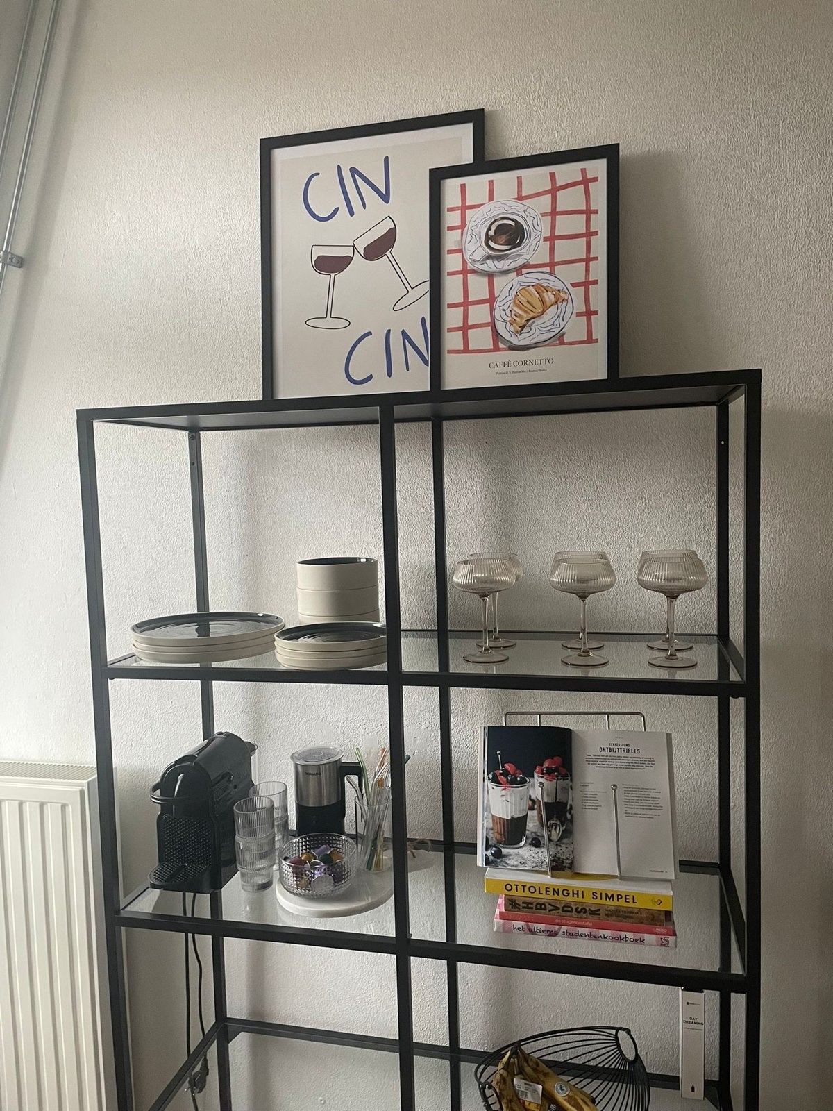 IKEA Fjallbo open kast/stellingkast, zwart metaal/glas, Ophalen, Met plank(en), 50 tot 100 cm, Zo goed als nieuw