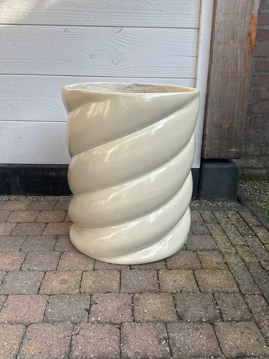 Beige Bloempot Kwantum - Stijlvol en Modern, Gebruikt, Rond, Balkon, Aardewerk