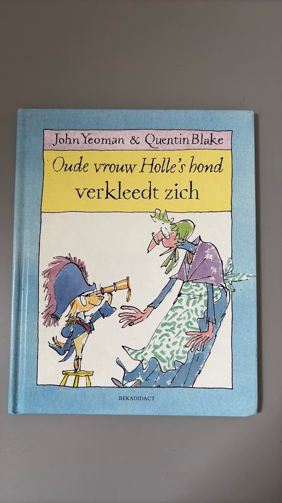 Oude vrouw Holle’s hond verkleedt zich, Ophalen, Gelezen, Fictie algemeen