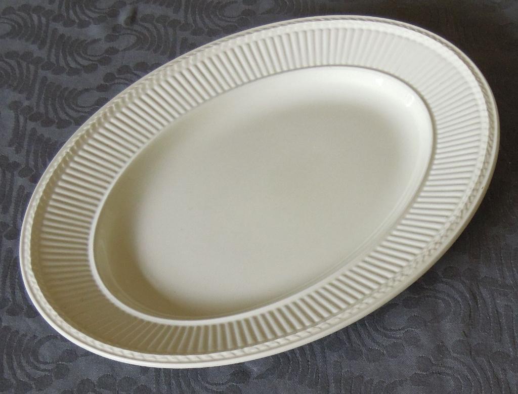 Nr RR111: 1 Grote Wedgwood Edme vleesschaal, Overige typen, Ophalen of Verzenden, Wedgwood., Wedgwood