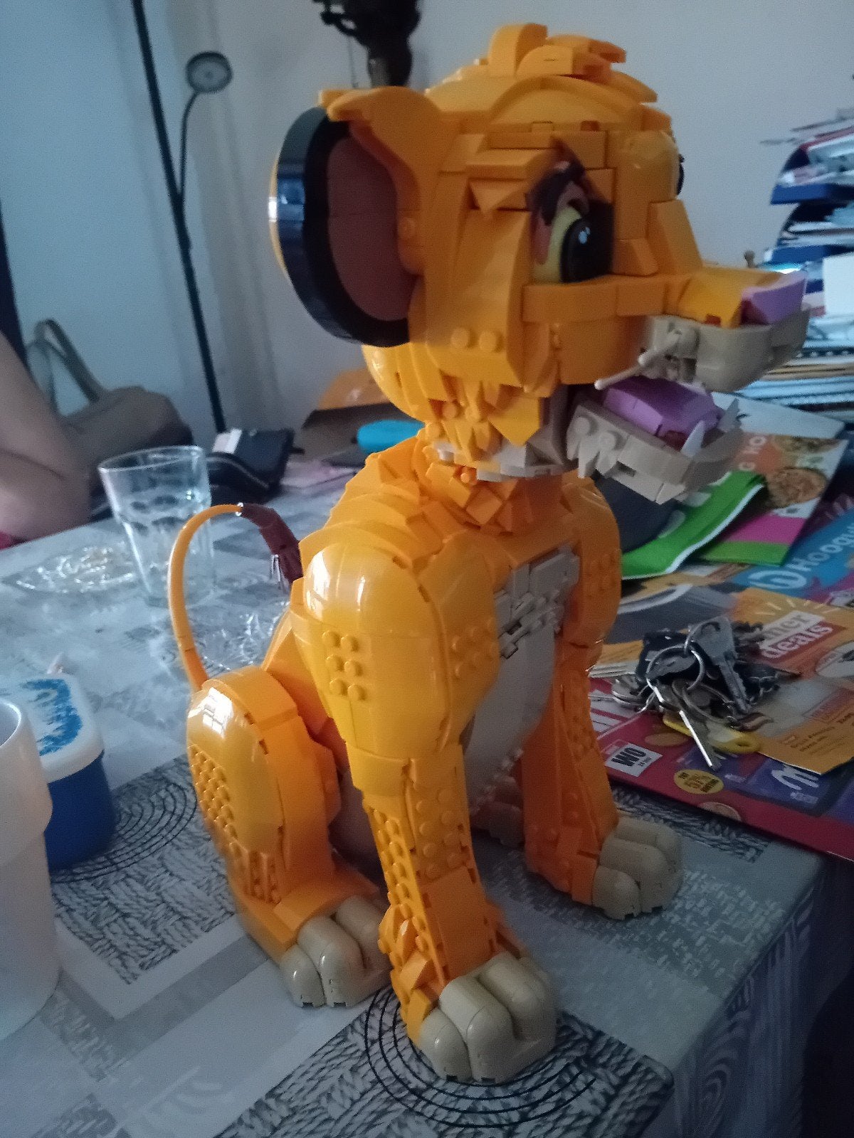 Lego simba, Ophalen