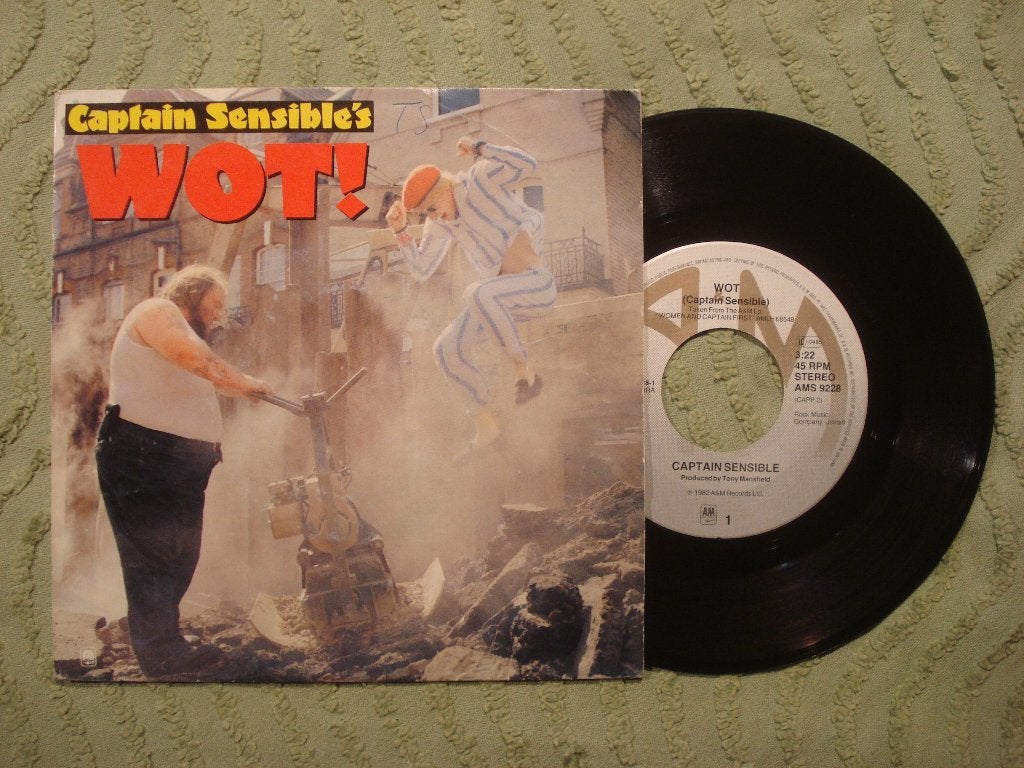 Captain Sensible 7" Vinyl Single: ‘Wot!’ (Nederland), Ophalen of Verzenden, Zo goed als nieuw, 7 inch, Pop