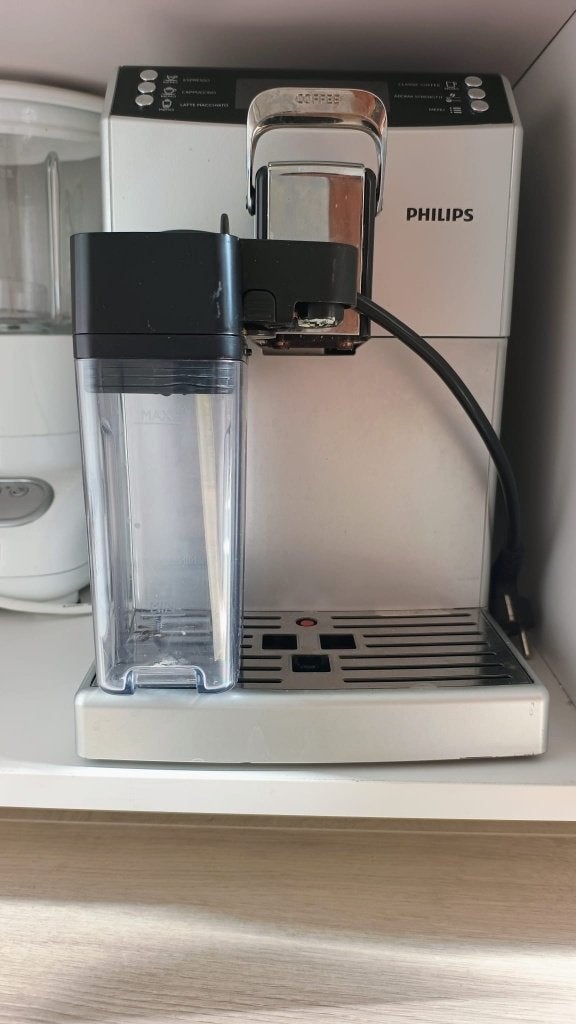 Philips 3100 EP3551/10 Koffiemachine, Ophalen, Koffiemachine, Zo goed als nieuw, Afneembaar waterreservoir