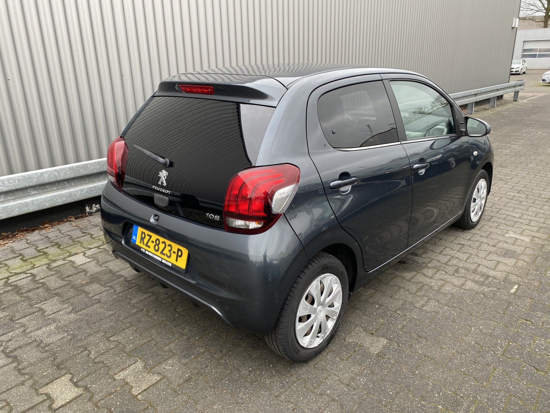 Peugeot 108 1.0 e-VTi Active 5-Drs, A/C, DAB+, Carplay, Cam., Auto's, Peugeot, Voorwielaandrijving, Stof, Gebruikt, Euro 6