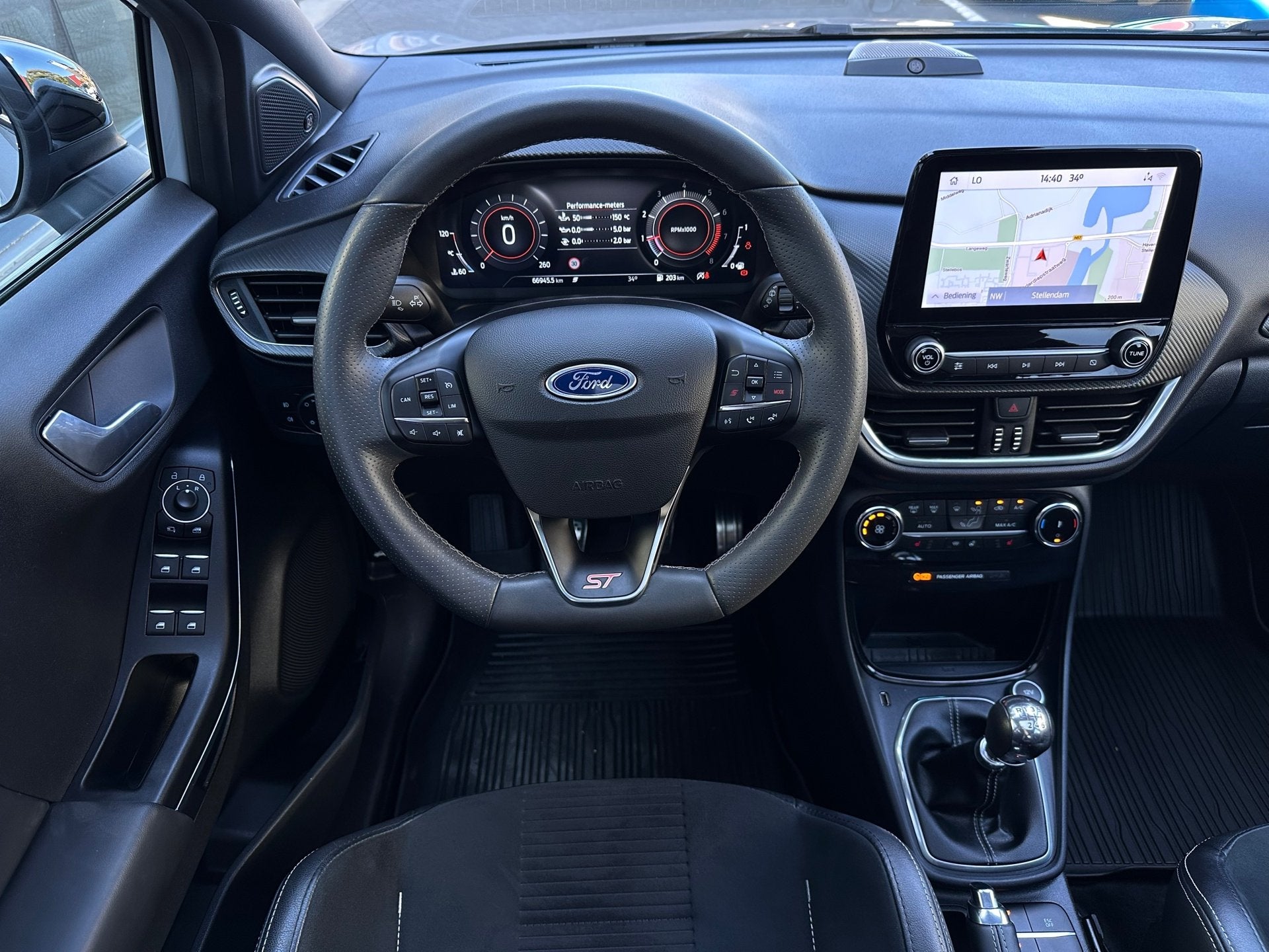 Ford PUMA 1.5 EcoBoost ST-X 200pk|Pano|Recaro Kuipstoelen|Wi, Auto's, Ford, Voorwielaandrijving, 1263 kg, Bedrijf, Handgeschakeld