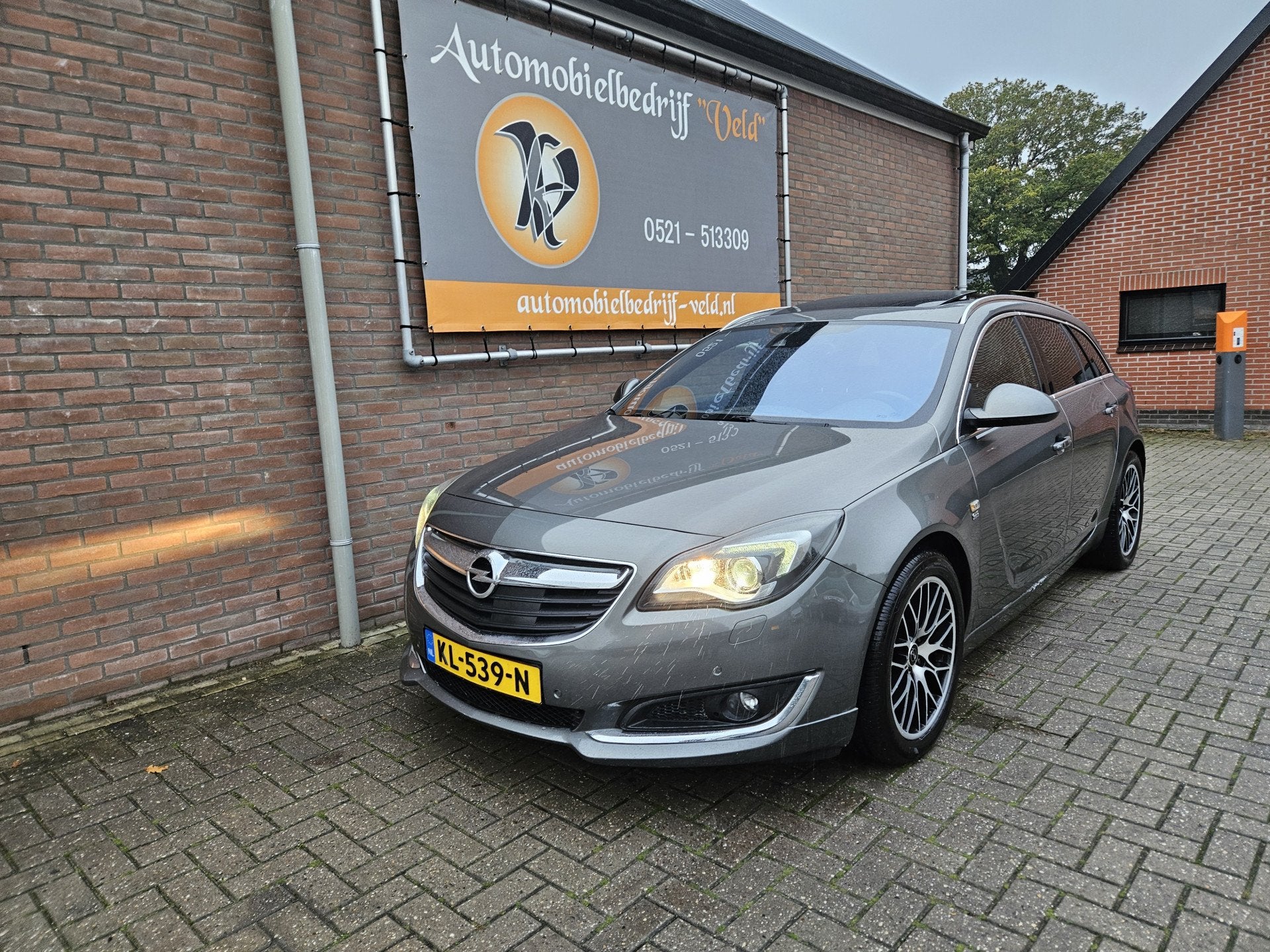 Opel Insignia Sports Tourer 1.6 CDTI EcoFLEX Business Execut, Voorwielaandrijving, 136 pk, Gebruikt, 4 cilinders