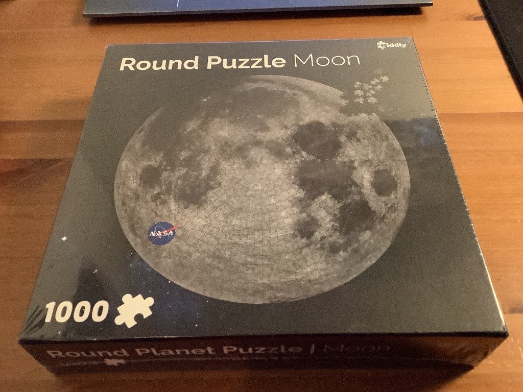 Round Planet Puzzle: Moon. 1000 stukjes Nieuw in folie, Ophalen of Verzenden, 500 t/m 1500 stukjes, Nieuw, Legpuzzel