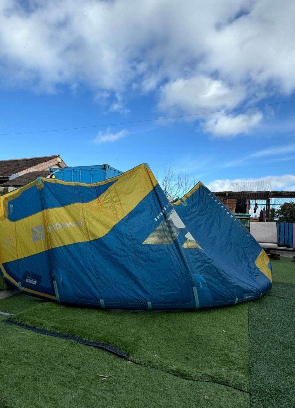 Eleveight FS 9M en 12M 2023 inc cabrinha bar. Nette staat, Watersport en Boten, Geen board, Ophalen of Verzenden, Zo goed als nieuw