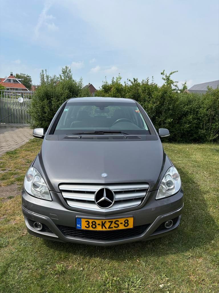 Mercedes-Benz B-Klasse 1.7 B180 5DRS Blue-efficiency 2010, Auto's, Voorwielaandrijving, 4 cilinders, Origineel Nederlands, Handgeschakeld