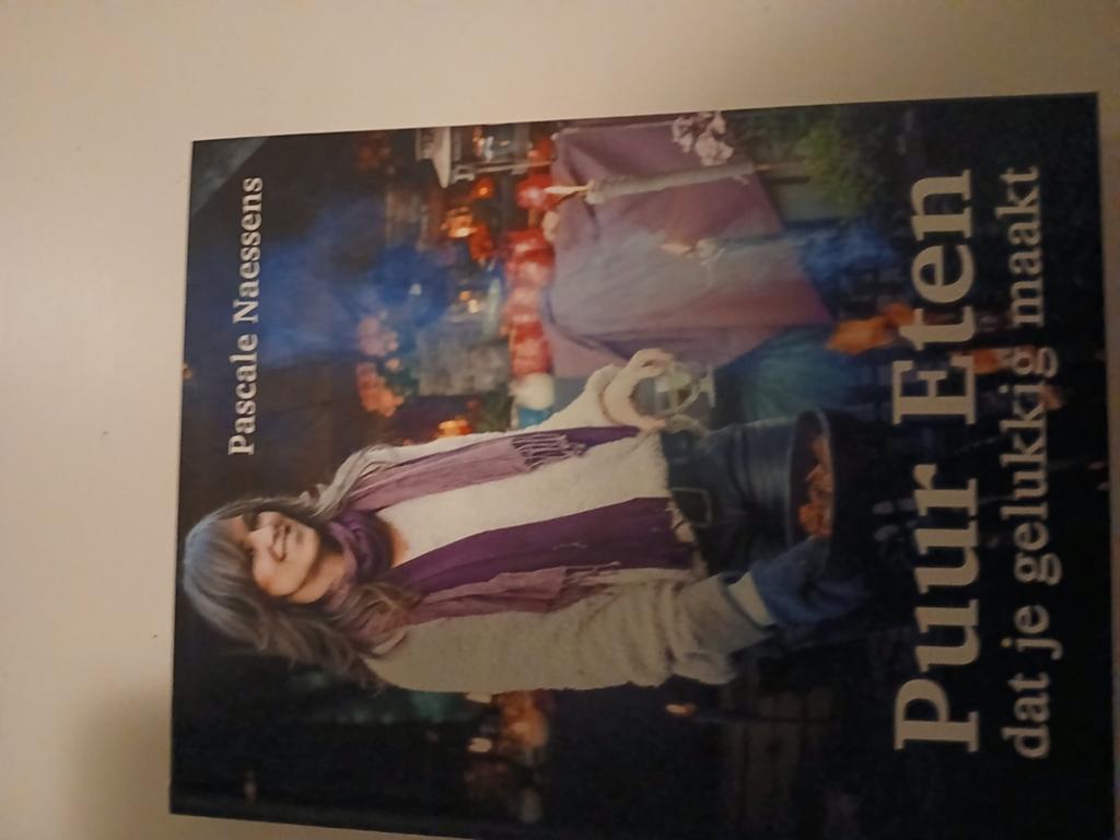 Kookboeken pascale naessens, Boeken, Kookboeken, Ophalen of Verzenden, Zo goed als nieuw