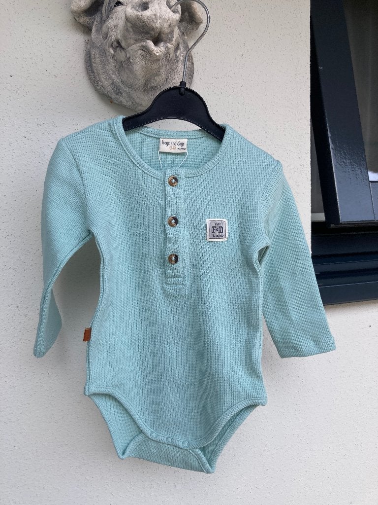 FROGS AND DOGS romper blue nieuw mt 80, Nacht- of Onderkleding, Nieuw, Ophalen of Verzenden, Frogs and dogs
