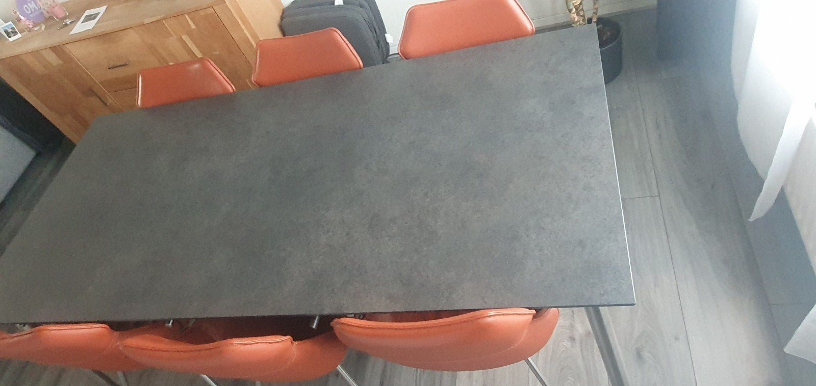Bree's new world eettafel,natuurstenen blad, metale poten, Huis en Inrichting, Ophalen, 200 cm of meer, 50 tot 100 cm, Zo goed als nieuw