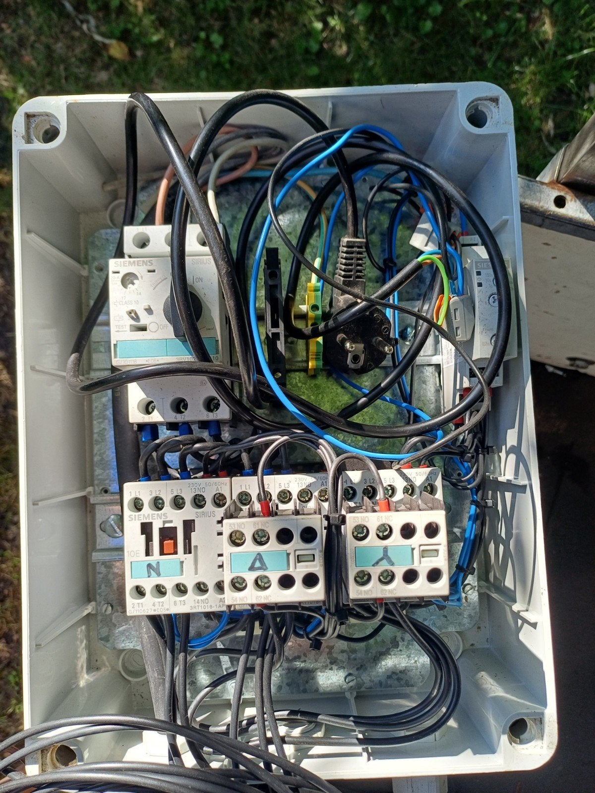 Ster-driehoek schakeling met PKZ 20A Siemens Sirius, Ophalen