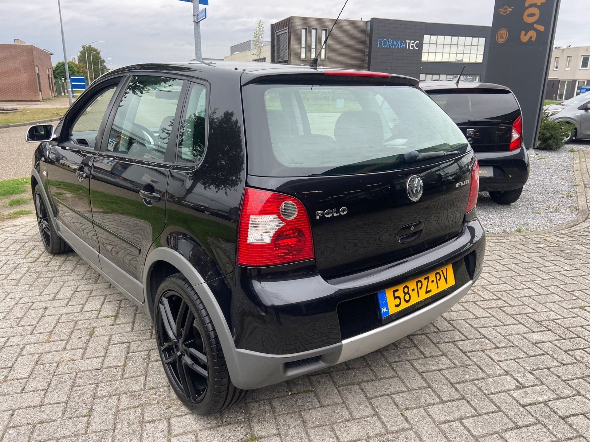 Volkswagen Polo 1.4-16V FUN|NieuwAPK|Clima|GroteScherm, Auto's, Volkswagen, Voorwielaandrijving, Gebruikt, Origineel Nederlands