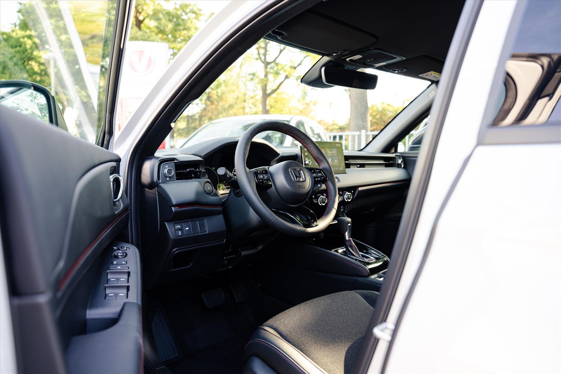 Honda HR-V 1.5 Advance Sport | Full Hybrid | 8 jaar garantie, Auto's, Automaat, Dealer onderhouden, 1498 cc, Leder en Stof