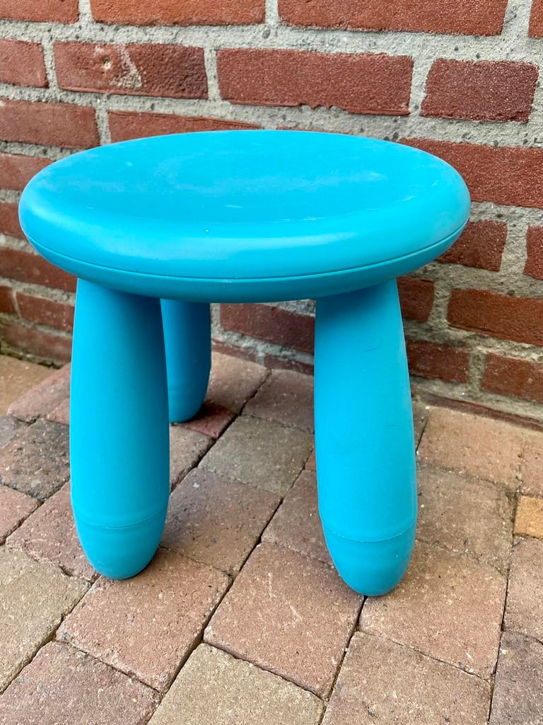 TE KOOP: blauw Mammut krukje van IKEA, Ophalen, Gebruikt, Kunststof