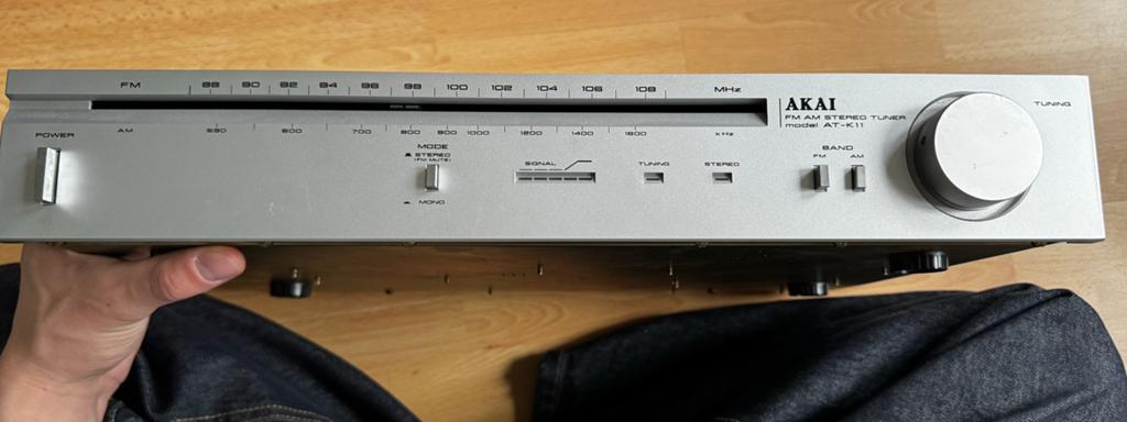 Akai vintage tuner AT-K11, Ophalen of Verzenden, Zo goed als nieuw