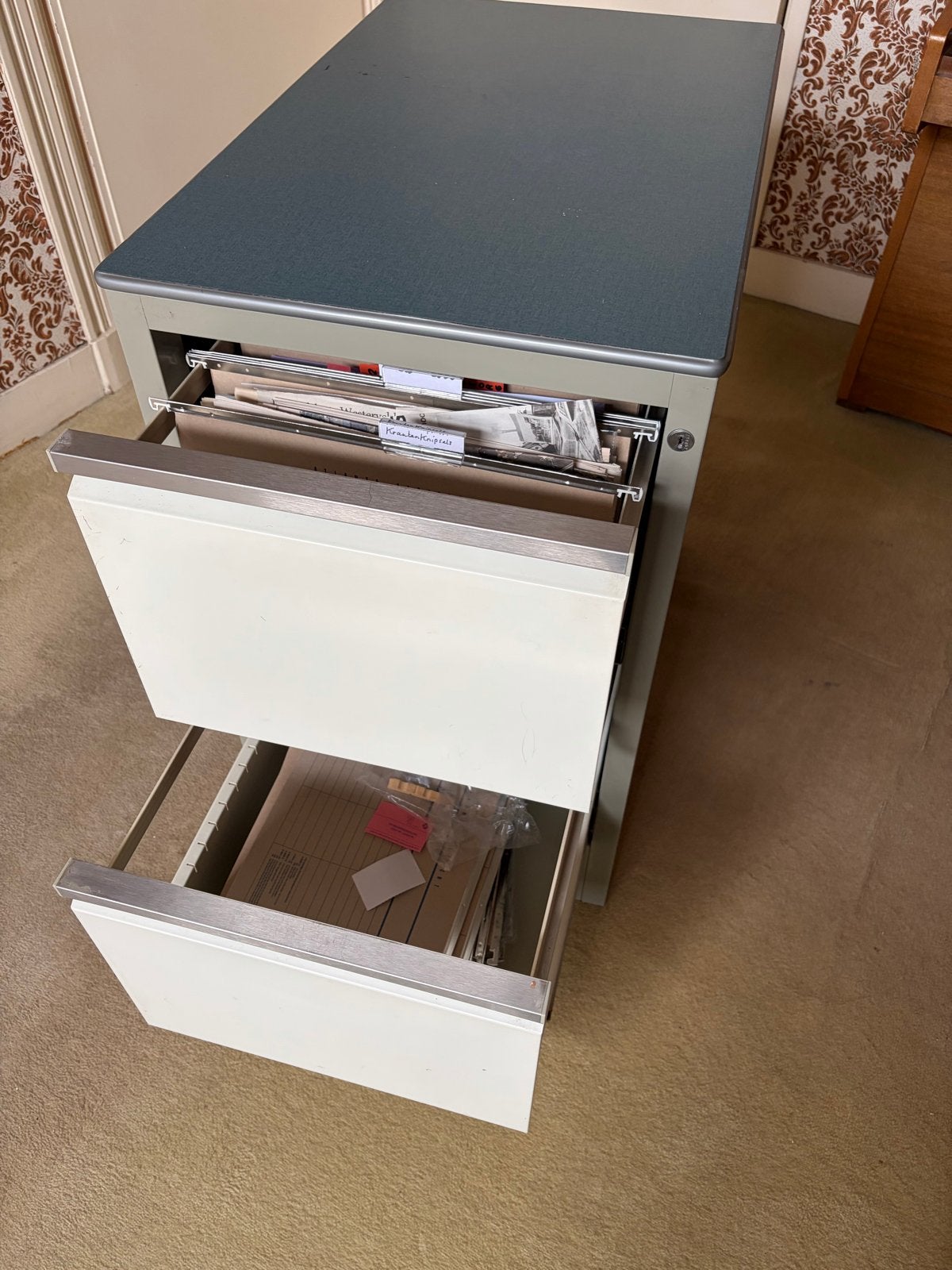 Metalen archiefkast met 2 laden - GroenWit, Huis en Inrichting, Minder dan 50 cm, Gebruikt, 1 of 2 laden, Ophalen of Verzenden